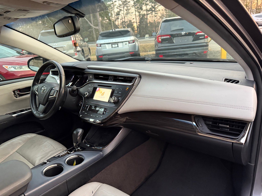 2013 Toyota Avalon Image 7