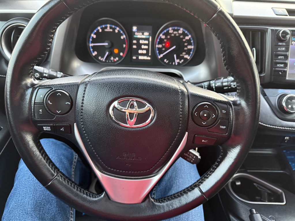 2017 Toyota Rav4 Image 15