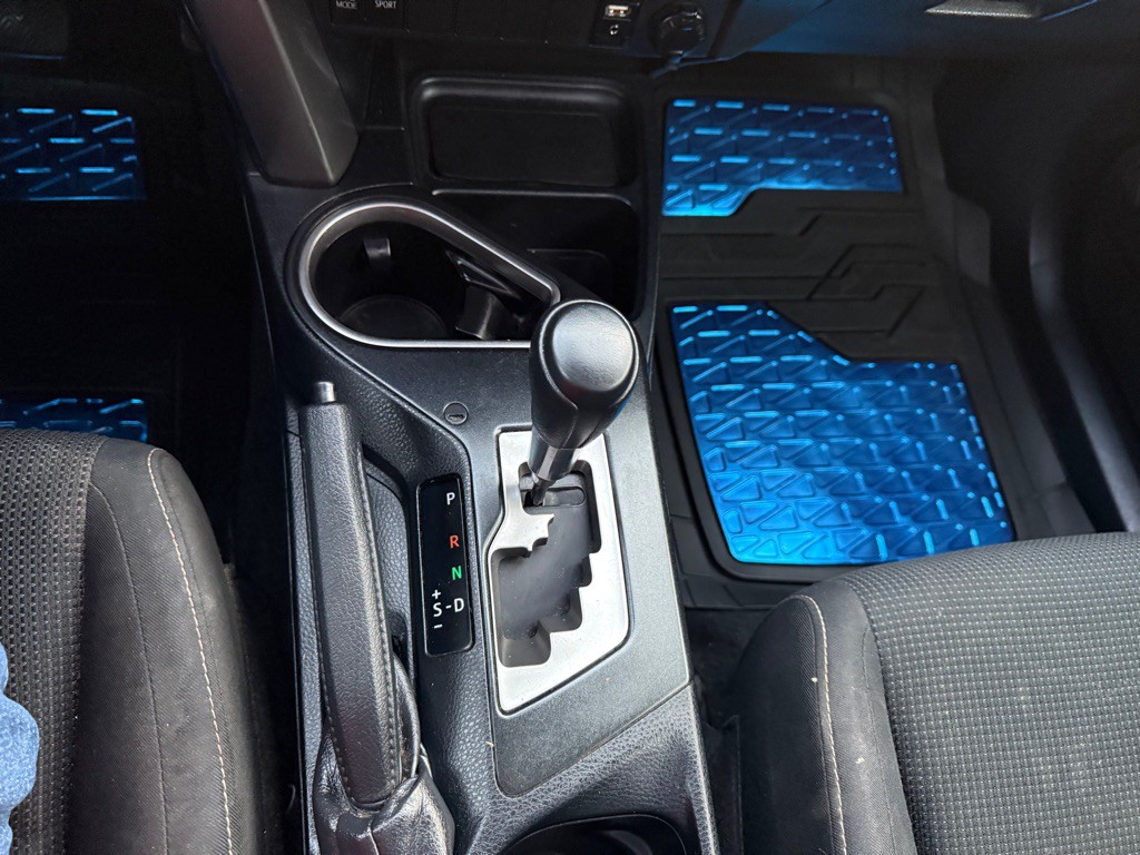 2017 Toyota Rav4 Image 18