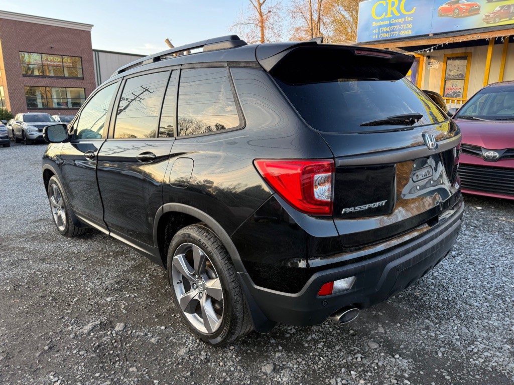 2019 Honda Passport Image 2
