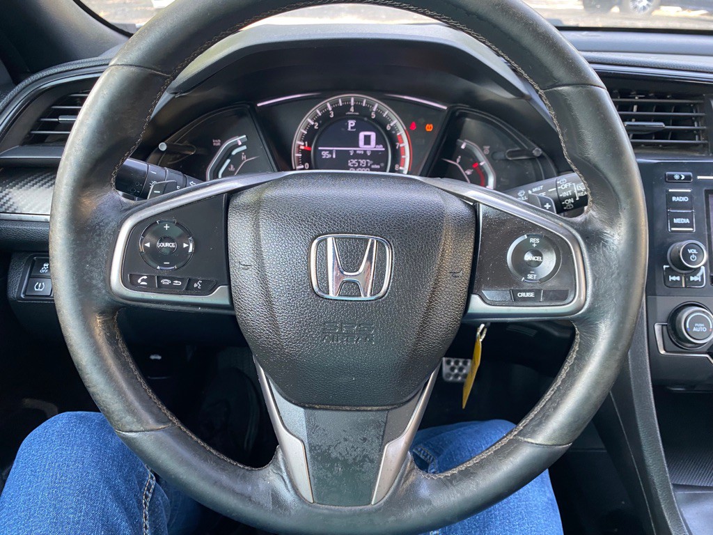 2018 Honda Civic Image 11