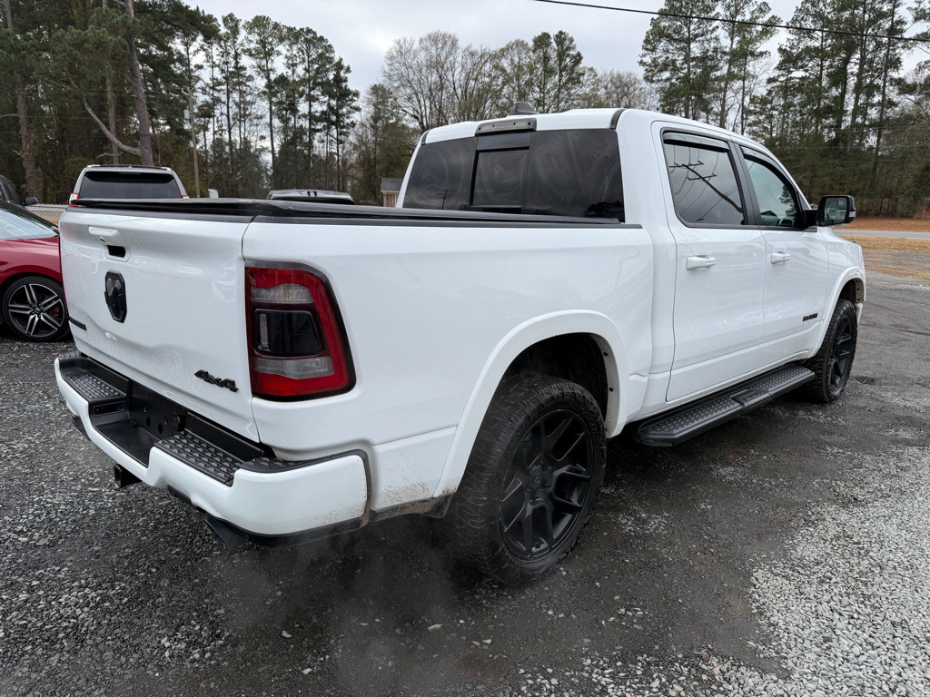 2021 RAM 1500 Image 3