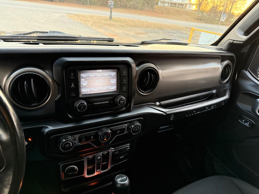 2019 Jeep Wrangler Unlimited Image 14