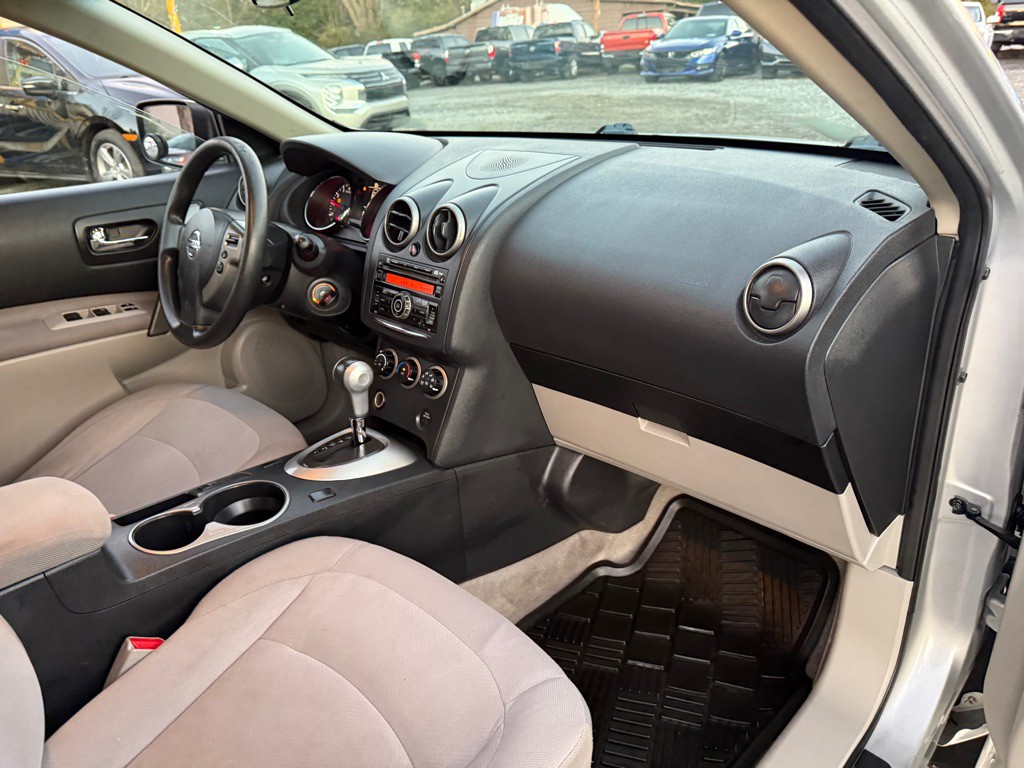 2013 Nissan Rogue Image 7