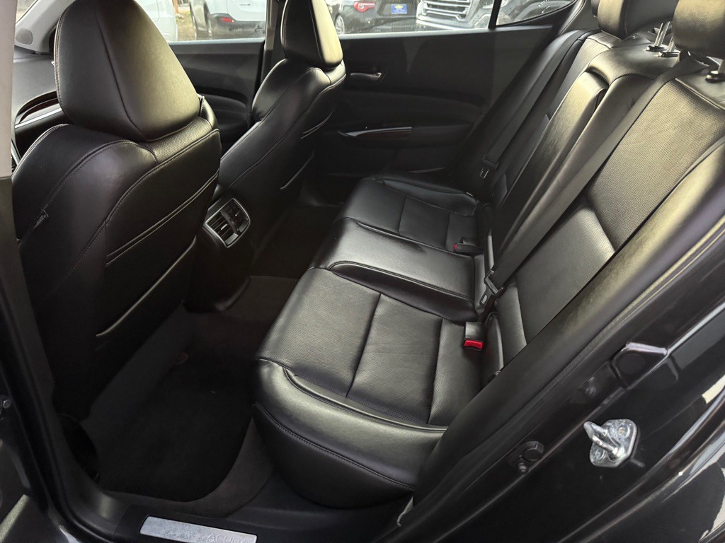 2015 Acura TL Image 9