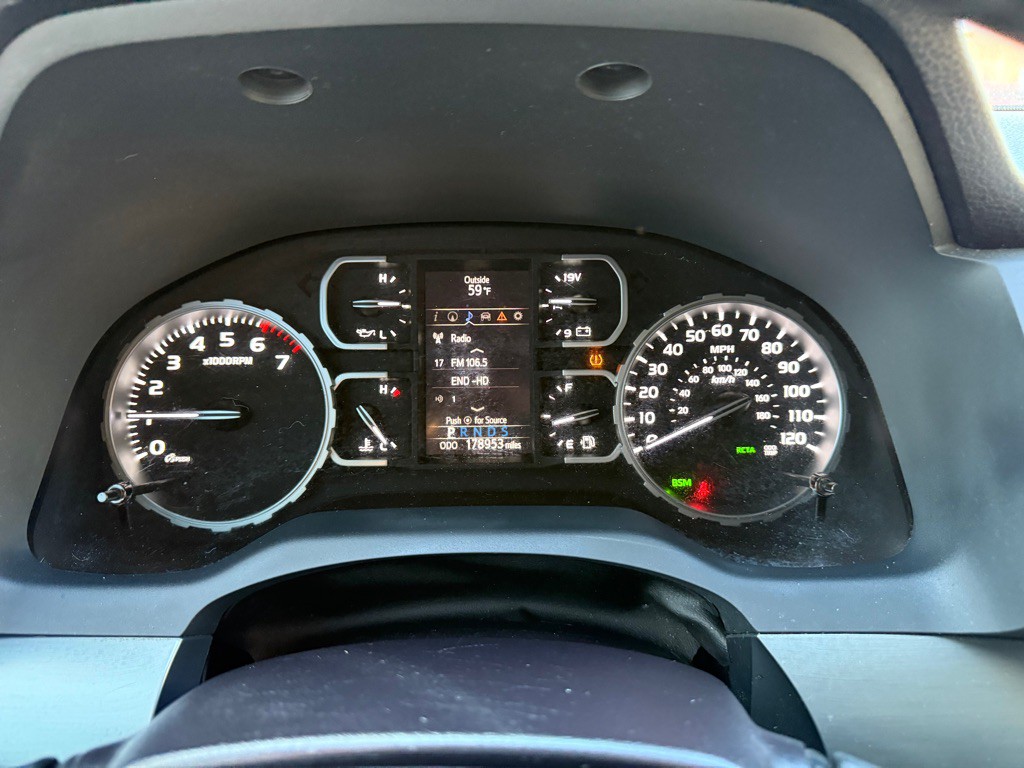 2018 Toyota Tundra Image 17