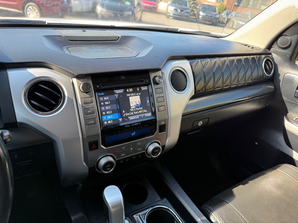 2018 Toyota Tundra Image 18