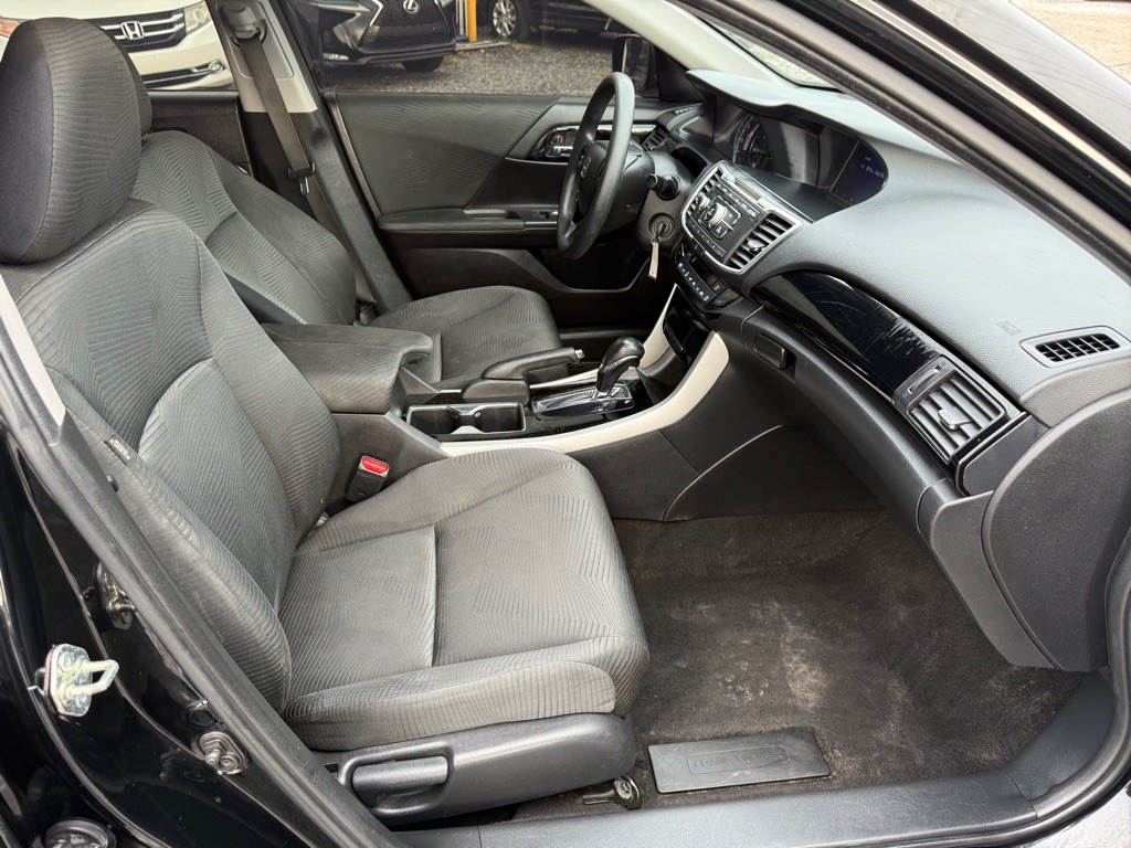 2016 Honda Accord Image 6