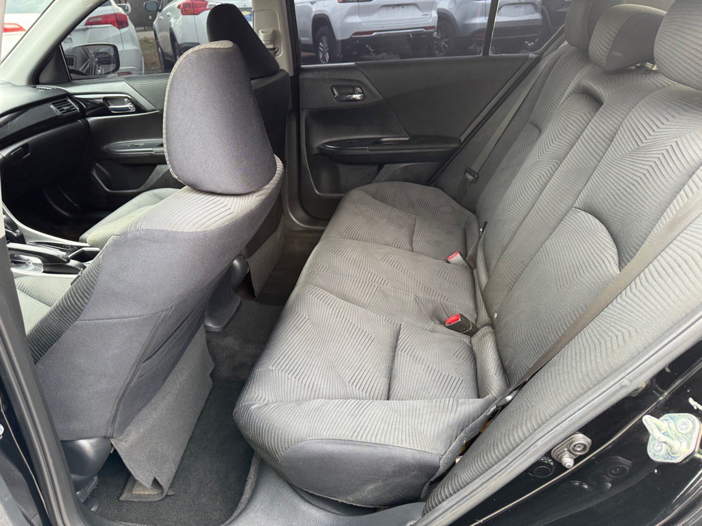 2016 Honda Accord Image 9