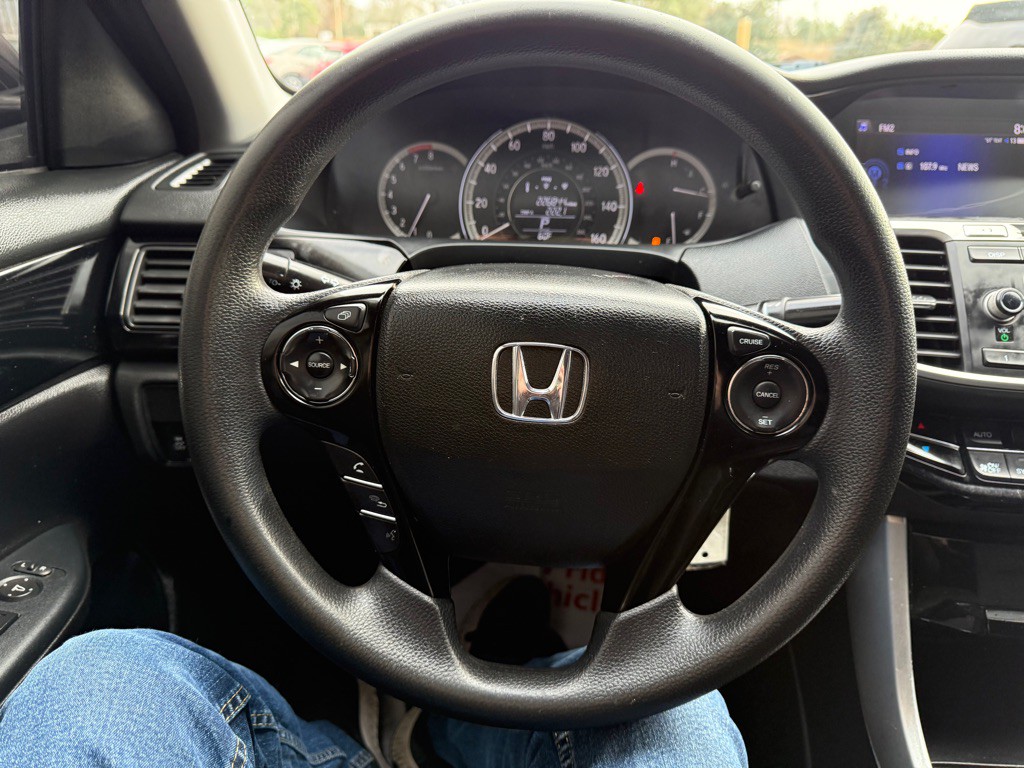 2016 Honda Accord Image 12