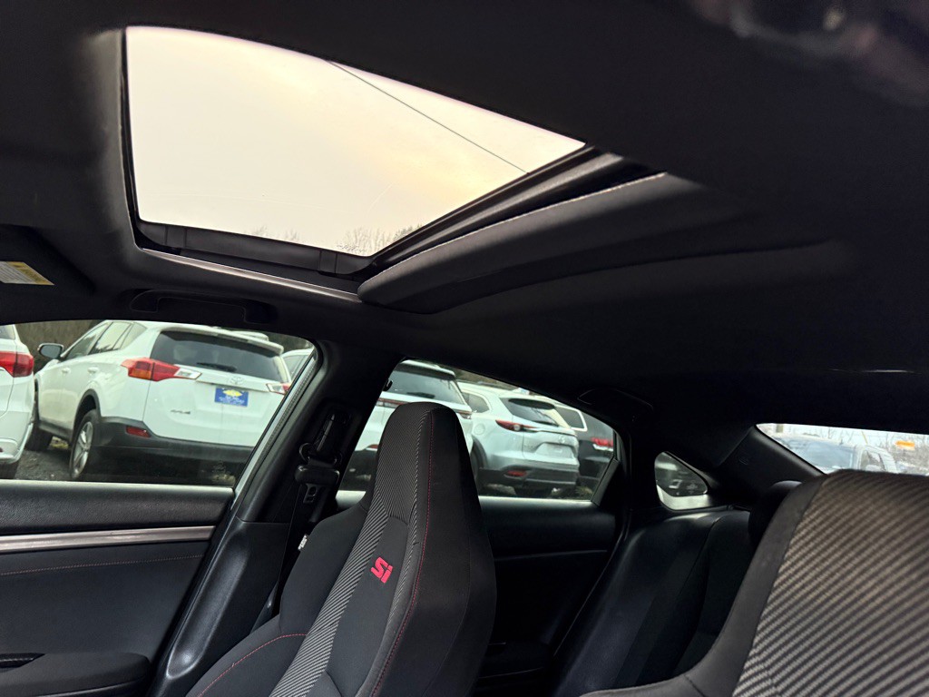 2018 Honda Civic Image 12