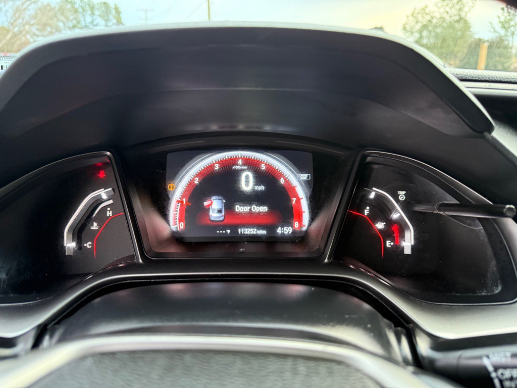 2018 Honda Civic Image 14