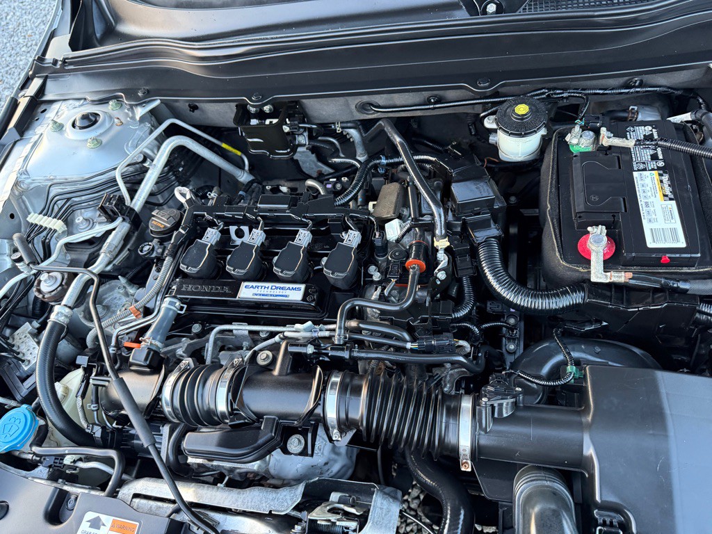 2018 Honda Accord Image 11