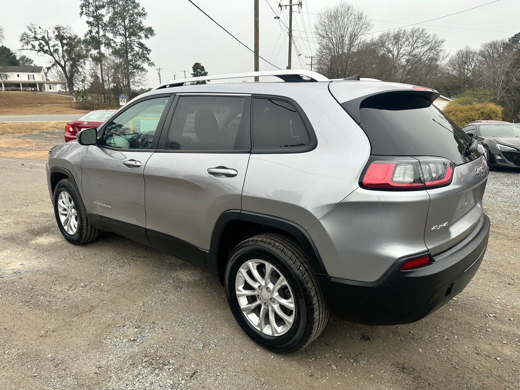 2020 Jeep Cherokee Image 2