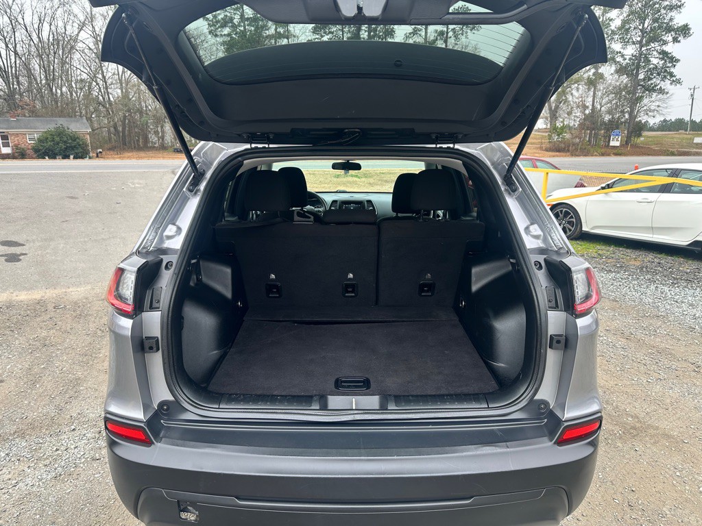 2020 Jeep Cherokee Image 5