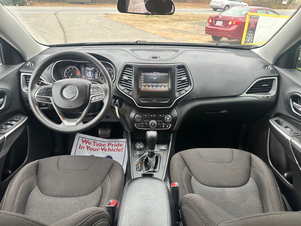 2020 Jeep Cherokee Image 9