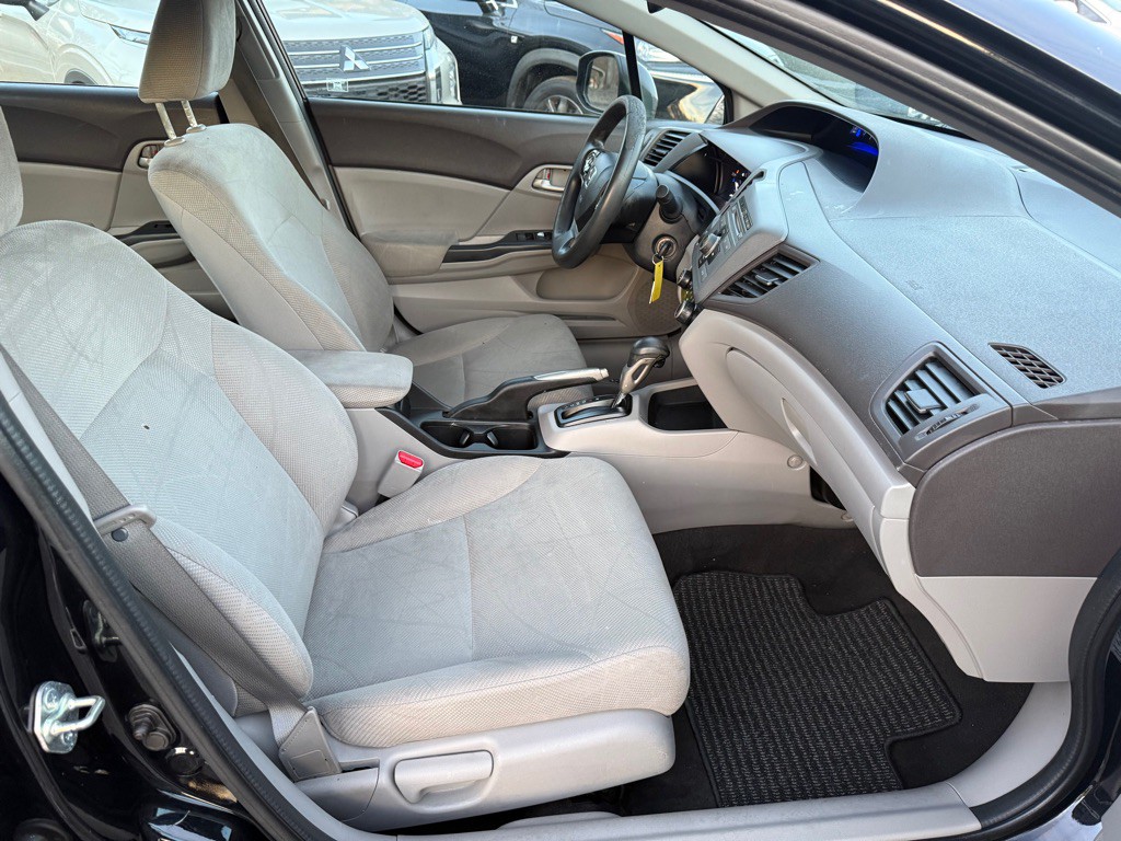 2012 Honda Civic Image 6