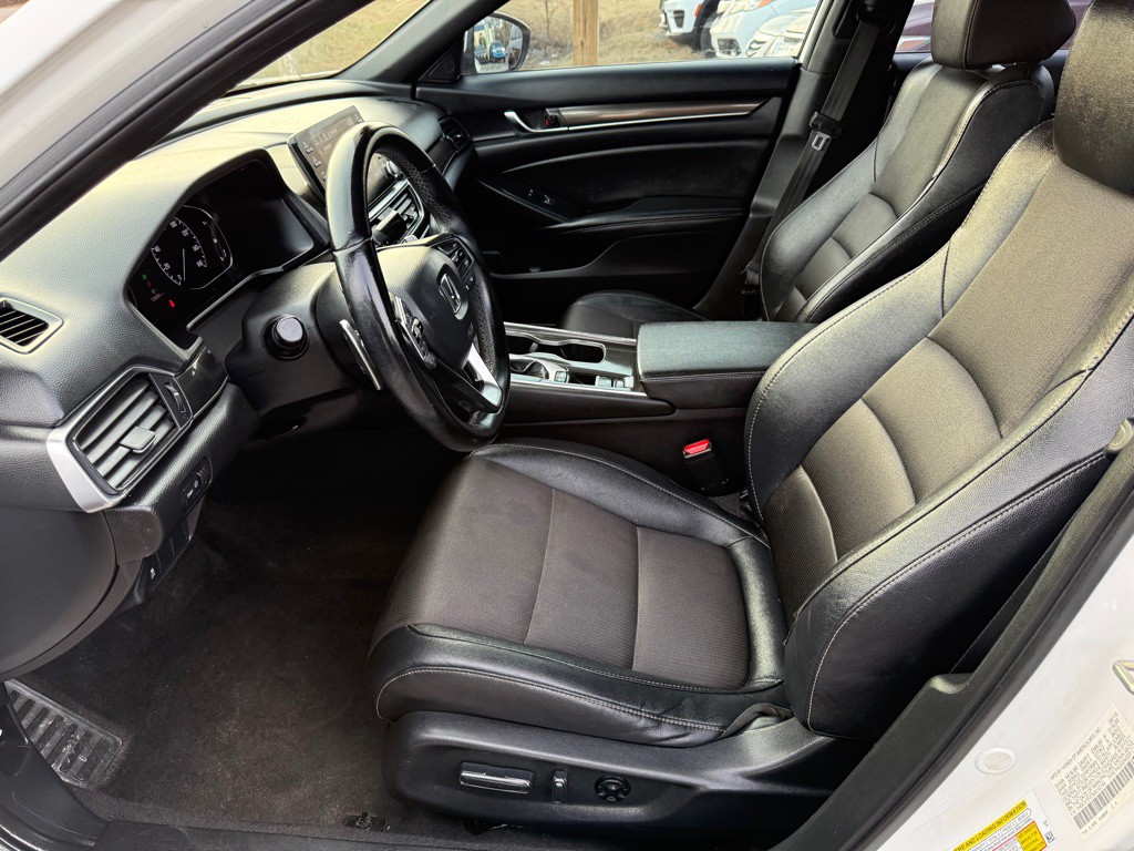 2019 Honda Accord Image 10