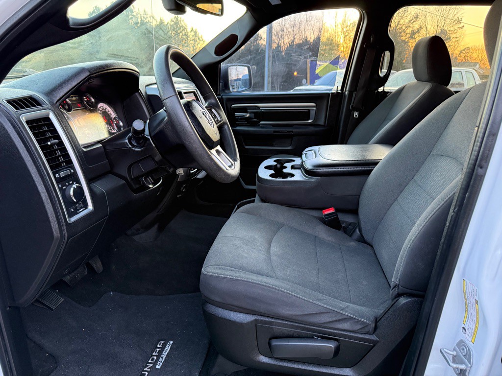 2022 RAM 1500 Image 10