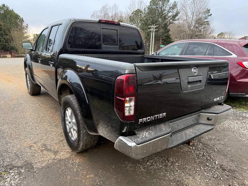 2019 Nissan Frontier Image 2