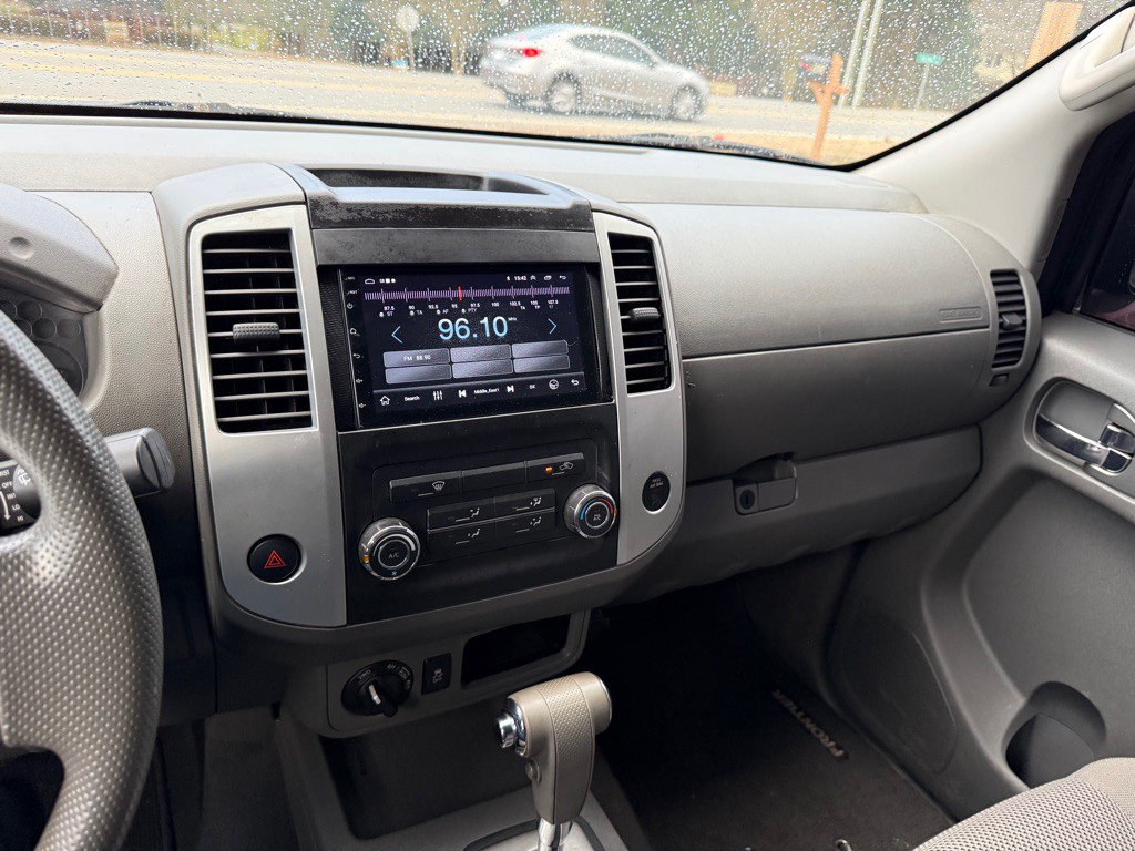 2019 Nissan Frontier Image 15