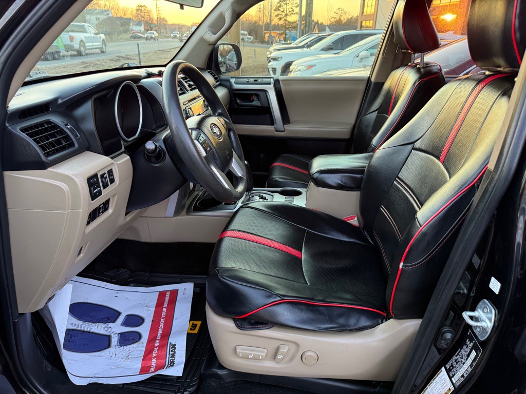 2013 Toyota 4Runner Image 11