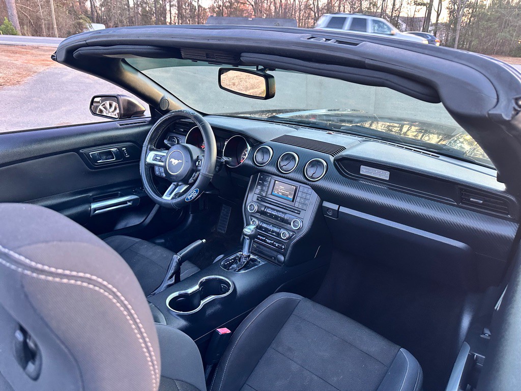2015 Ford Mustang Image 5