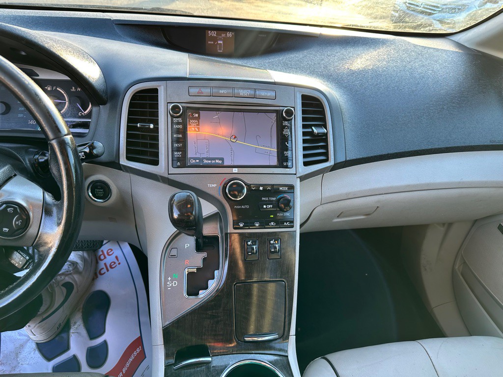 2014 Toyota Venza Image 9