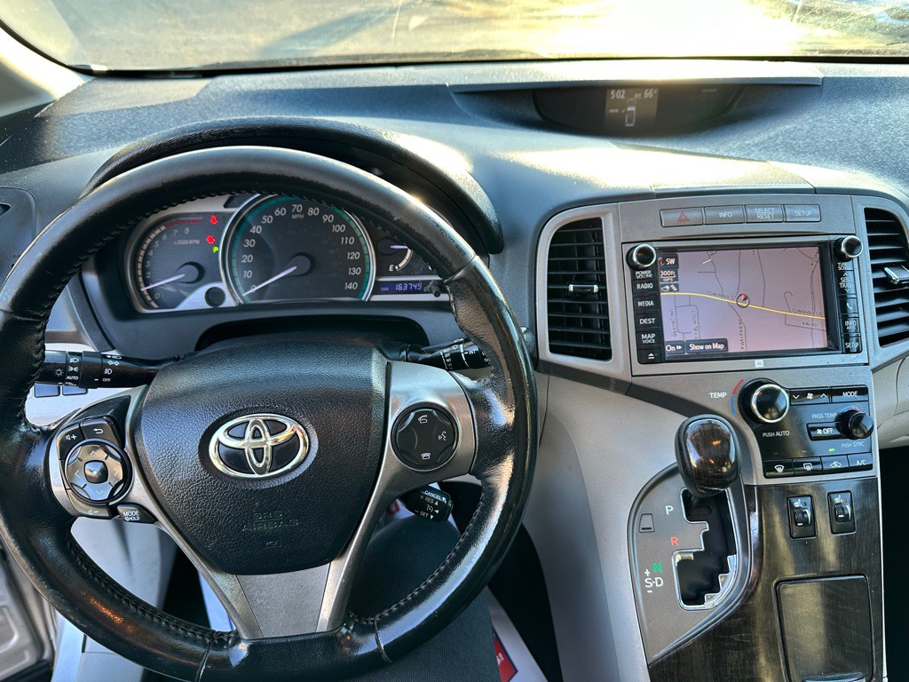 2014 Toyota Venza Image 10
