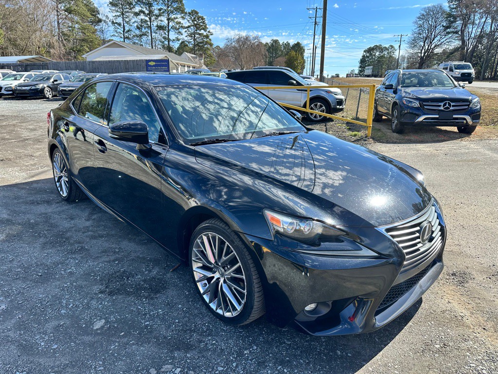 2015 Lexus IS Image 4