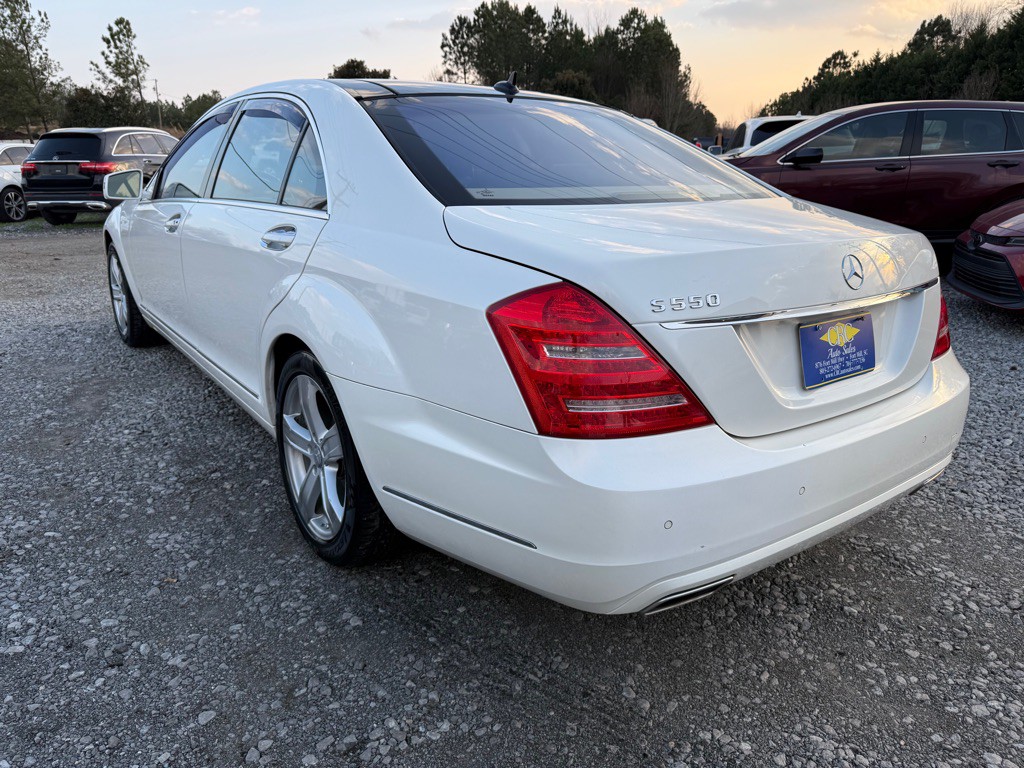 2011 Mercedes-Benz S-Class Image 2