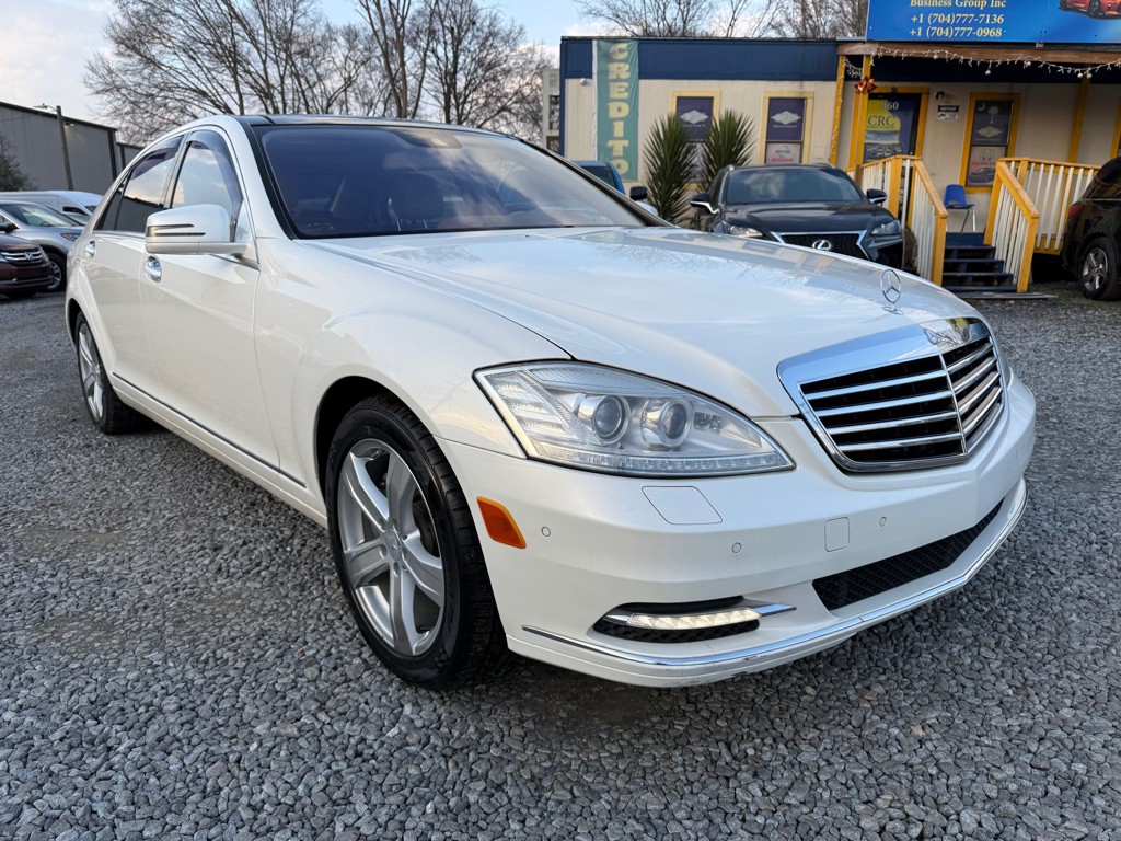 2011 Mercedes-Benz S-Class Image 4