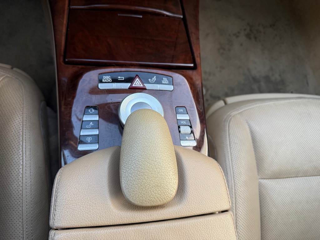 2011 Mercedes-Benz S-Class Image 18