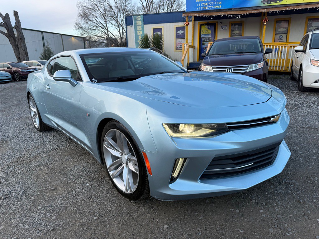 2017 Chevrolet Camaro Image 4