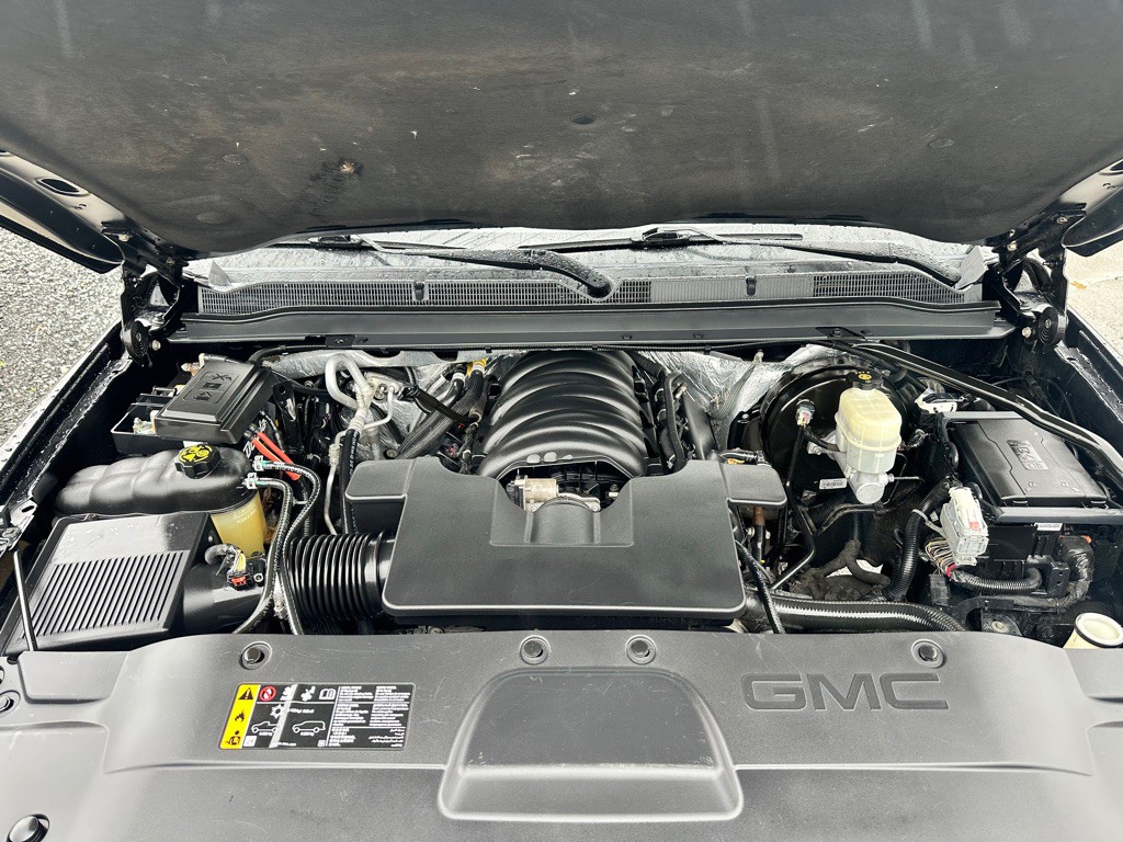 2017 GMC Yukon Image 9