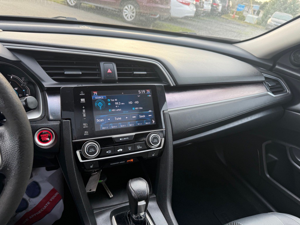 2016 Honda Civic Image 15