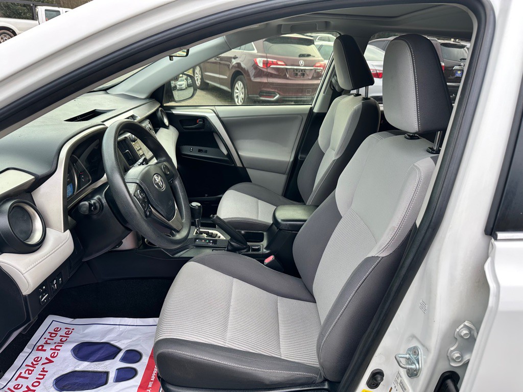 2013 Toyota Rav4 Image 6