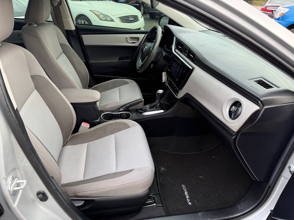 2018 Toyota Corolla Image 6