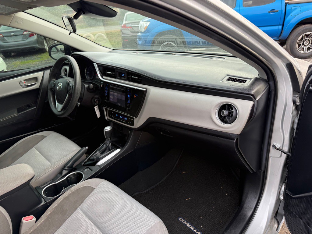 2018 Toyota Corolla Image 7