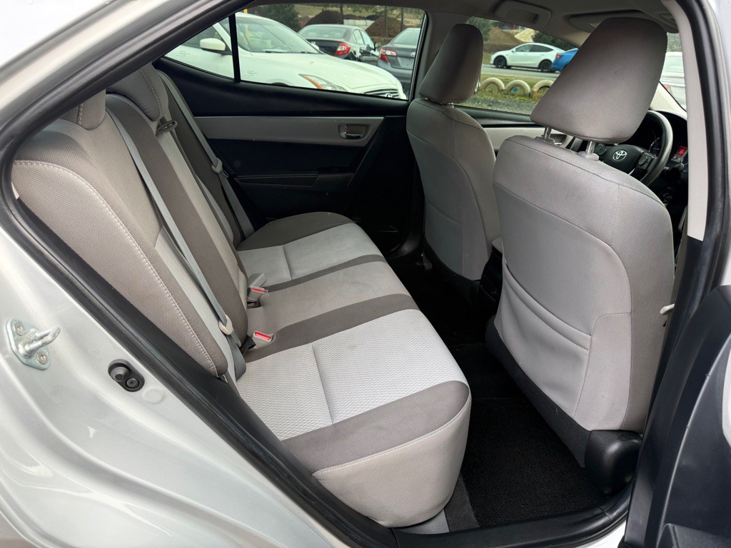 2018 Toyota Corolla Image 8