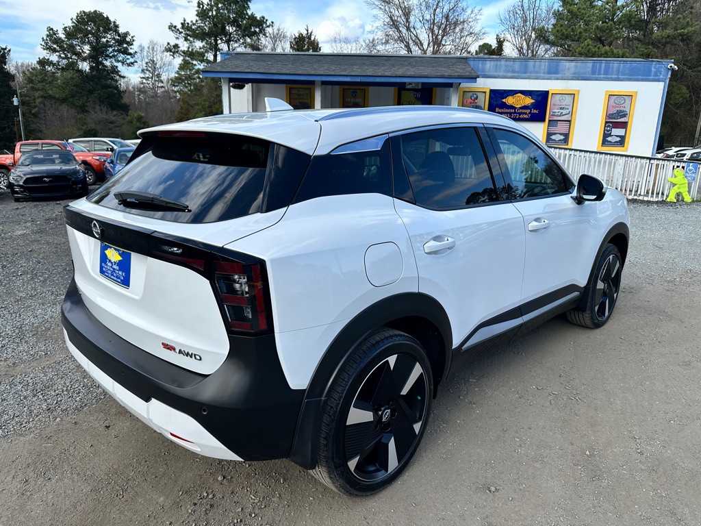 2025 Nissan Kicks Image 3