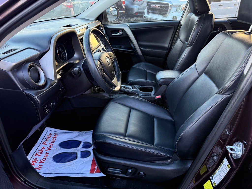 2017 Toyota Rav4 Image 10