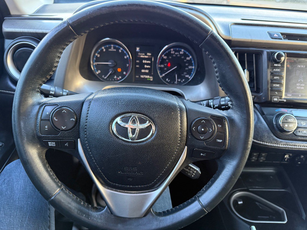 2017 Toyota Rav4 Image 12
