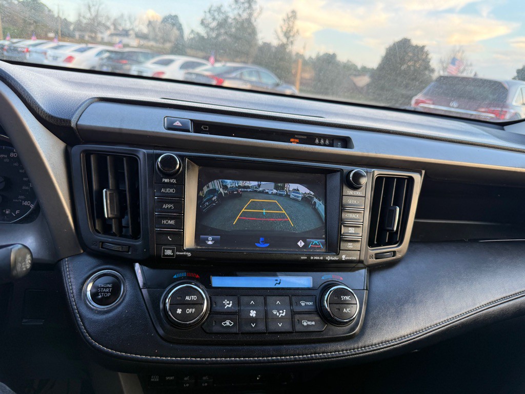 2017 Toyota Rav4 Image 15