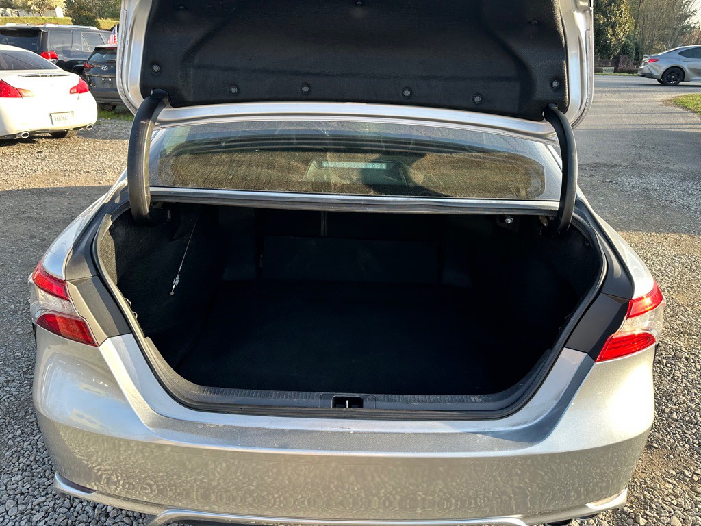 2018 Toyota Camry Image 5