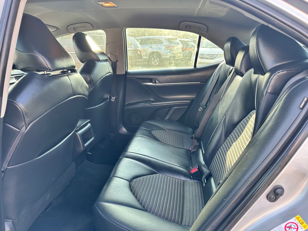 2018 Toyota Camry Image 7