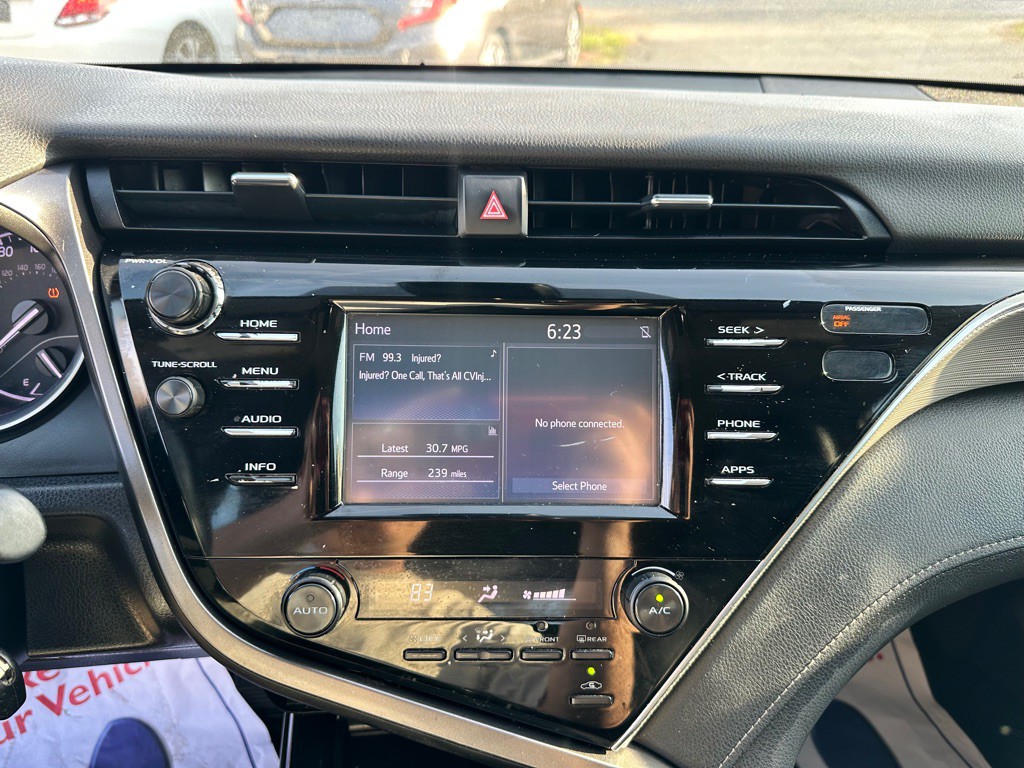 2018 Toyota Camry Image 10