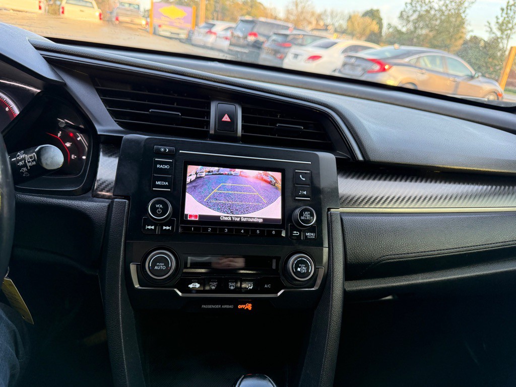 2019 Honda Civic Image 15