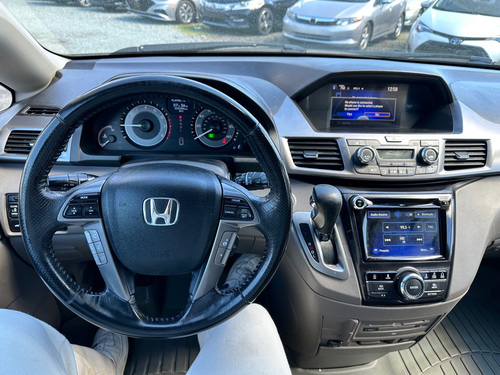 2014 Honda Odyssey Image 10