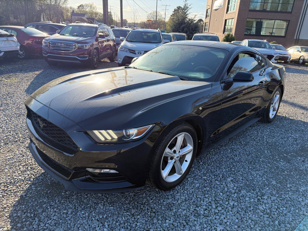 2016 Ford Mustang Image 1